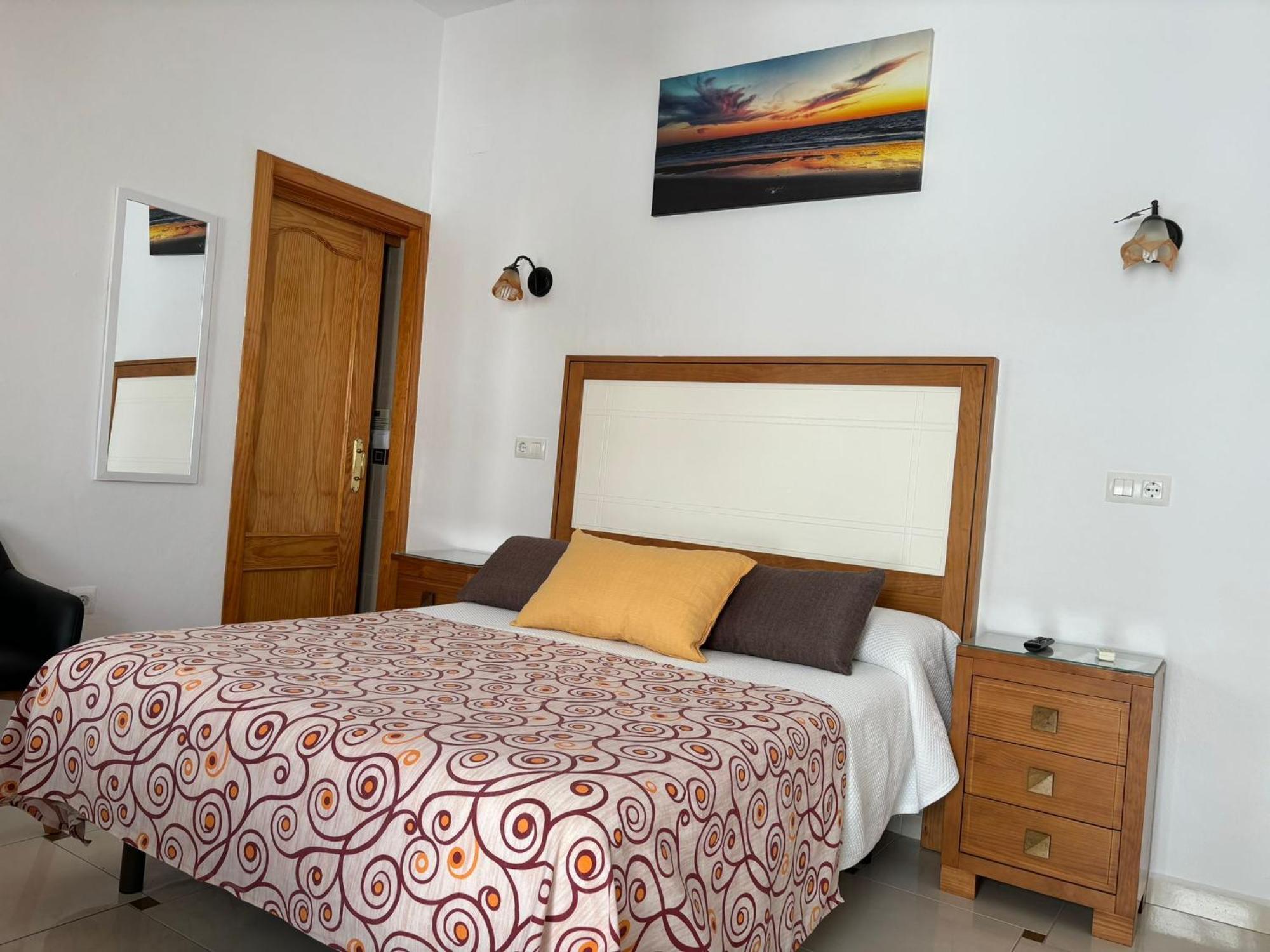 Hostal Los Arcos Hotel Chipiona Ngoại thất bức ảnh